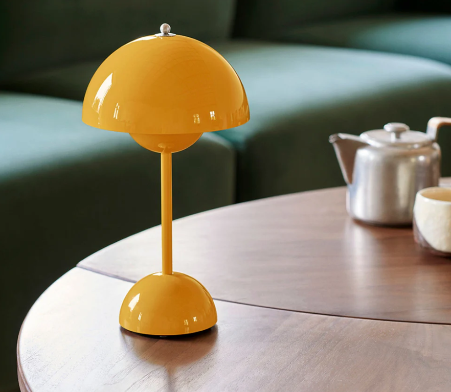 La lámpara de mesa LED Auroraglo